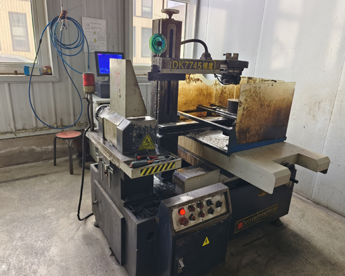 Manufacturing with Wire cutting machine.